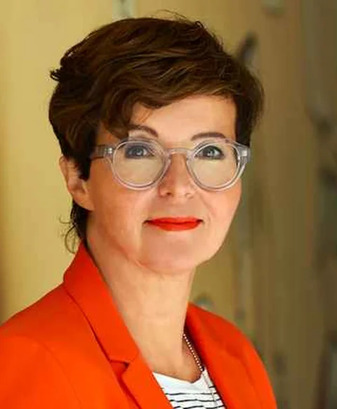 Porträt von Stefanie Diller