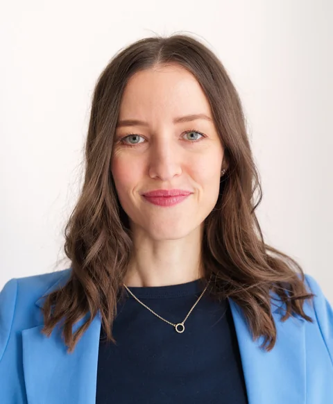 Porträt von Anja Serbiné