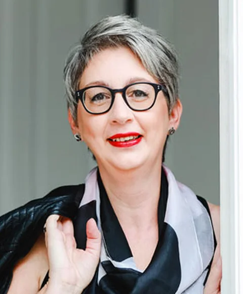 Porträt von Andrea Knoll