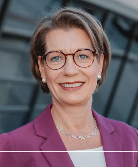 Porträt von Vera Löwe